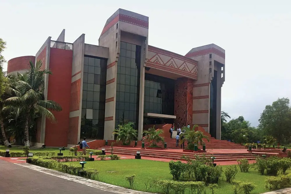 Indian Institute of Management Calcutta (IIMC)  - Kolkata